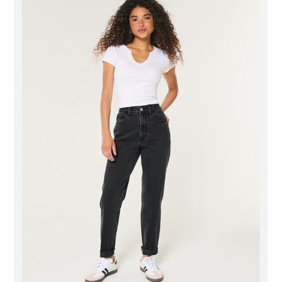 Hollister Denim - Hollister Ultra High Rise Mom Jeans Washed Black Size 3R